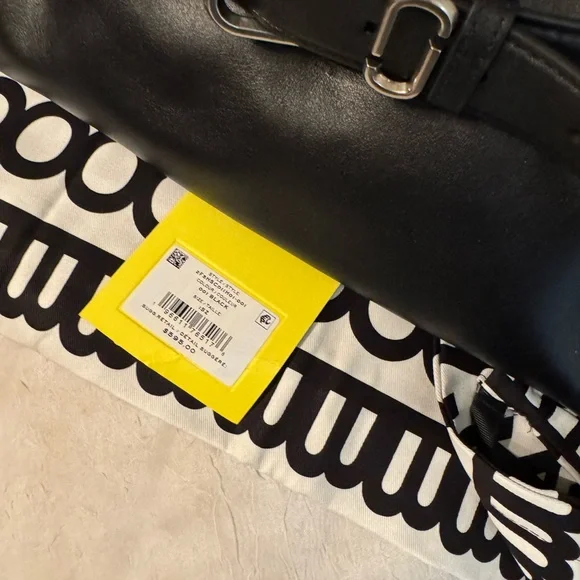 Marc Jacobs medium purse - Picture 3 of 5